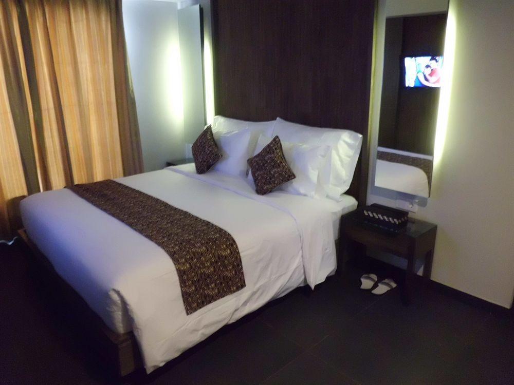 Ping Hotel Seminyak Exterior foto